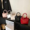 0 (3) Popular Fashion Simple Versatile Ladies Bag Commuting Large Capacity Crossbody Handbag Shoulder Bag Bucket Bag