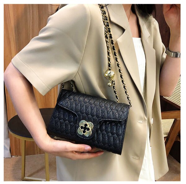 Four-Leaf Clover Shoulder Small Bag Underarm Chain Handbag High-End Women's Messenger Bag