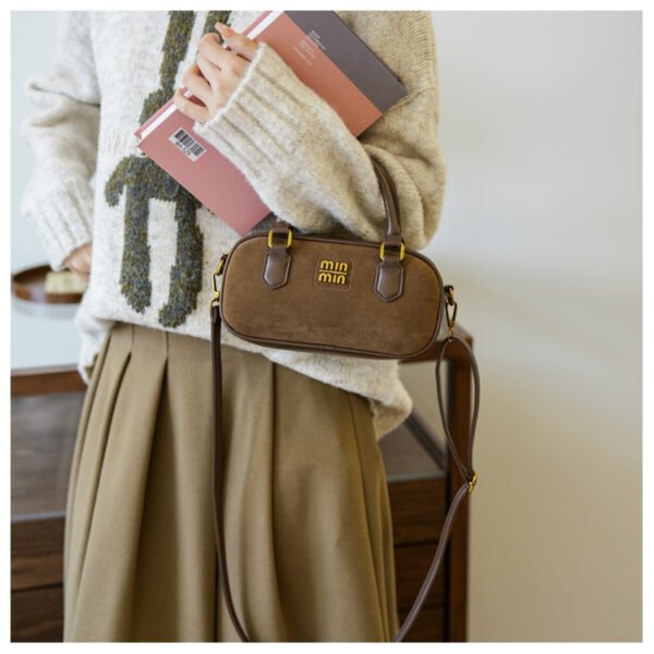02 (23) Retro Boston Portable Pillow Bag Women 2025 Autumn And Winter New All-Match Shoulder Messenger Bag