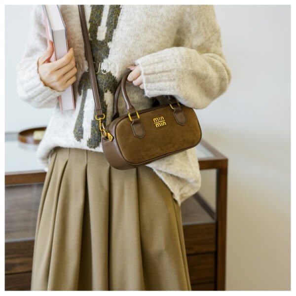 02 (25) Retro Boston Portable Pillow Bag Women 2025 Autumn And Winter New All-Match Shoulder Messenger Bag