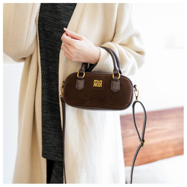 02 (35) Retro Boston Portable Pillow Bag Women 2025 Autumn And Winter New All-Match Shoulder Messenger Bag