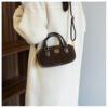 02 (37) Retro Boston Portable Pillow Bag Women 2025 Autumn And Winter New All-Match Shoulder Messenger Bag