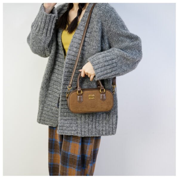 02 (53) Retro Boston Portable Pillow Bag Women 2025 Autumn And Winter New All-Match Shoulder Messenger Bag