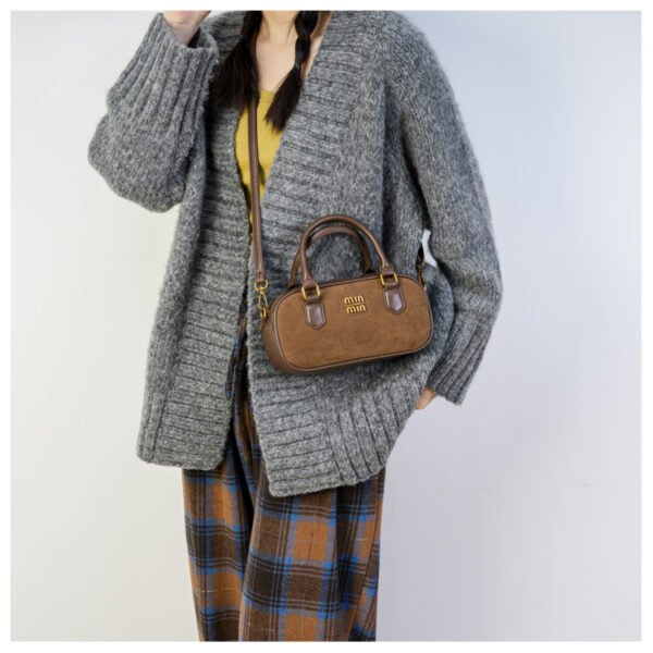 02 (55) Retro Boston Portable Pillow Bag Women 2025 Autumn And Winter New All-Match Shoulder Messenger Bag