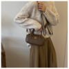 02 (67) Retro Boston Portable Pillow Bag Women 2025 Autumn And Winter New All-Match Shoulder Messenger Bag