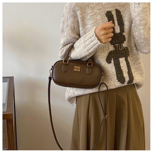 02 (69) Retro Boston Portable Pillow Bag Women 2025 Autumn And Winter New All-Match Shoulder Messenger Bag