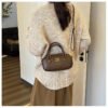 02 (71) Retro Boston Portable Pillow Bag Women 2025 Autumn And Winter New All-Match Shoulder Messenger Bag