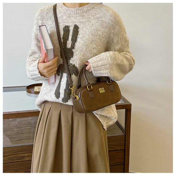 02 (77) Retro Boston Portable Pillow Bag Women 2025 Autumn And Winter New All-Match Shoulder Messenger Bag