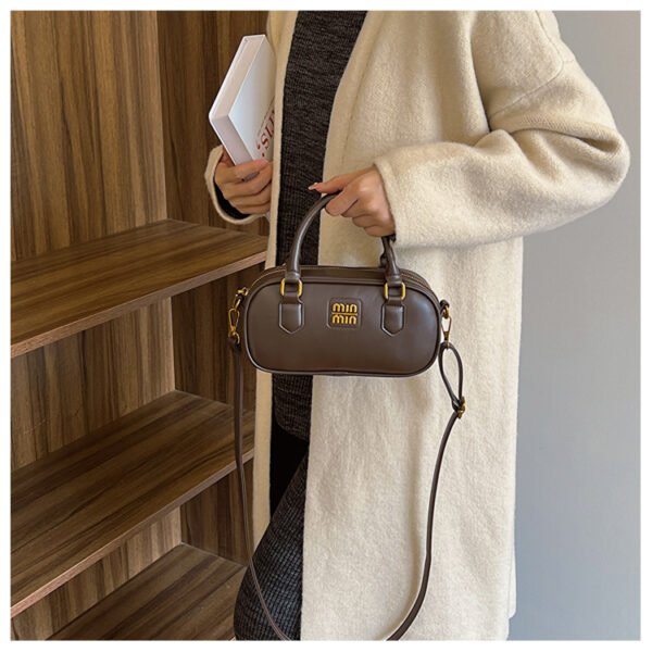 02 (80) Retro Boston Portable Pillow Bag Women 2025 Autumn And Winter New All-Match Shoulder Messenger Bag