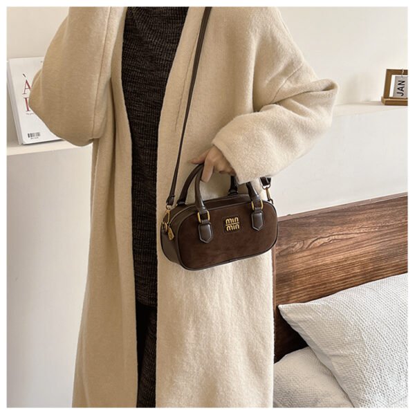 02 (84) Retro Boston Portable Pillow Bag Women 2025 Autumn And Winter New All-Match Shoulder Messenger Bag