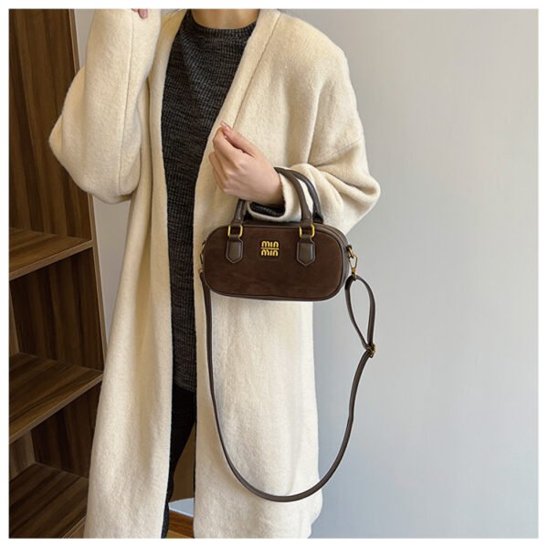 02 (87) Retro Boston Portable Pillow Bag Women 2025 Autumn And Winter New All-Match Shoulder Messenger Bag