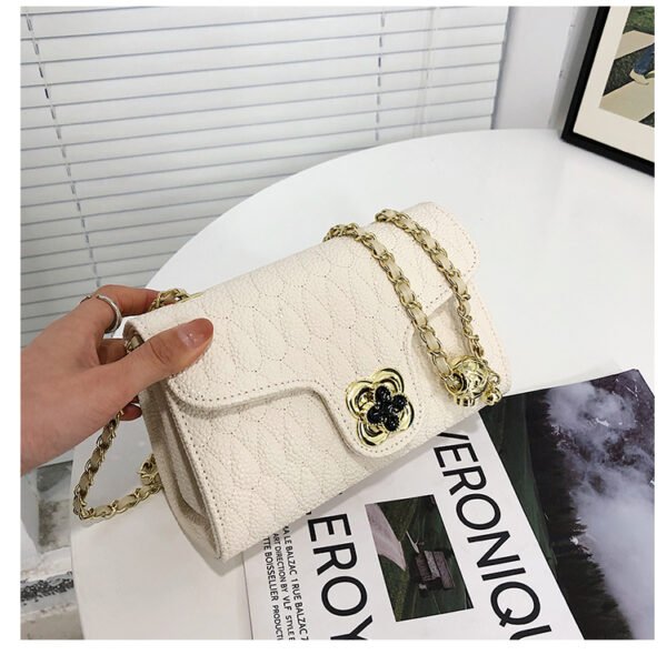 Four-Leaf Clover Shoulder Small Bag Underarm Chain Handbag High-End Women's Messenger Bag