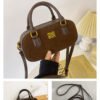 05_07 Retro Boston Portable Pillow Bag Women 2025 Autumn And Winter New All-Match Shoulder Messenger Bag