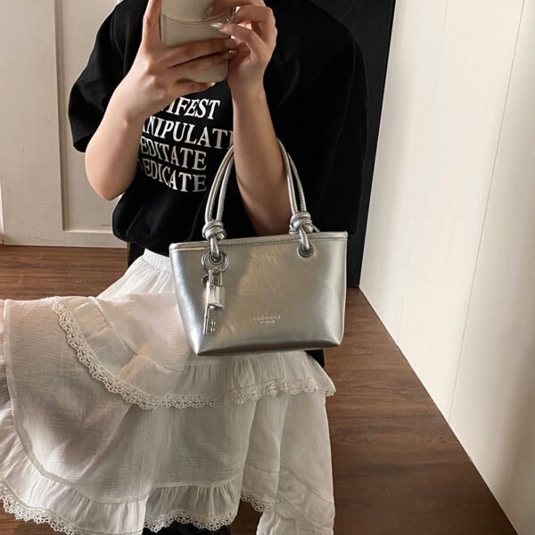 1 (10) Popular Fashion Simple Versatile Ladies Bag Commuting Large Capacity Crossbody Handbag Shoulder Bag Bucket Bag