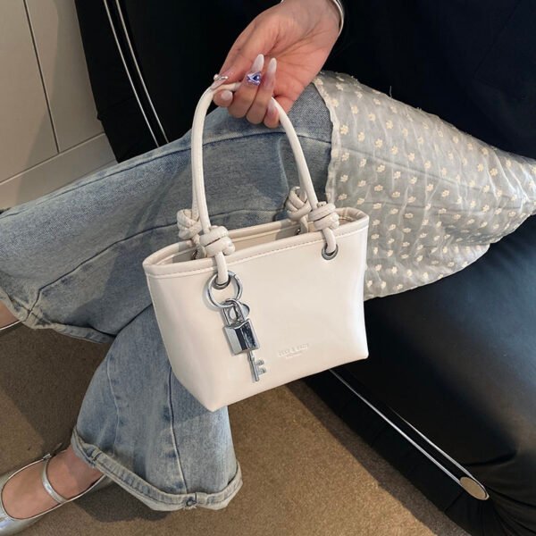 1 (27) Popular Fashion Simple Versatile Ladies Bag Commuting Large Capacity Crossbody Handbag Shoulder Bag Bucket Bag