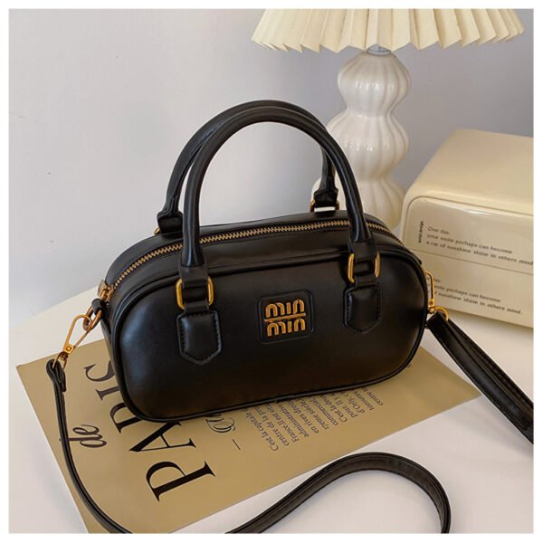 10 (11) Retro Boston Portable Pillow Bag Women 2025 Autumn And Winter New All-Match Shoulder Messenger Bag