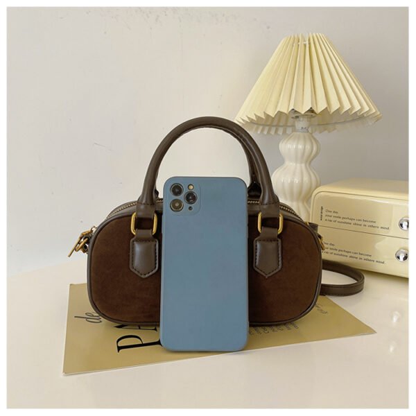 10 (14) Retro Boston Portable Pillow Bag Women 2025 Autumn And Winter New All-Match Shoulder Messenger Bag