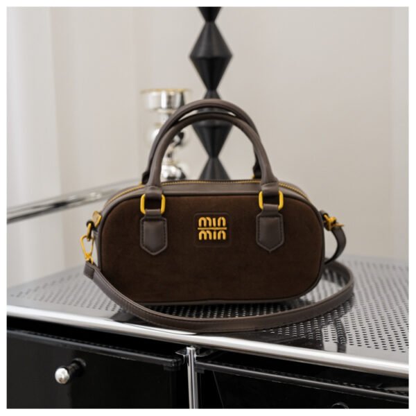 10 (23) Retro Boston Portable Pillow Bag Women 2025 Autumn And Winter New All-Match Shoulder Messenger Bag