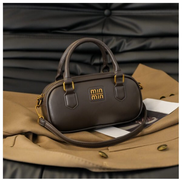 10 (29) Retro Boston Portable Pillow Bag Women 2025 Autumn And Winter New All-Match Shoulder Messenger Bag