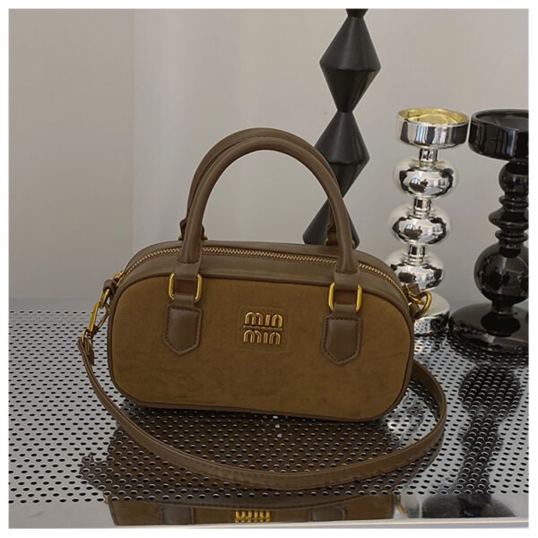 10 (3) Retro Boston Portable Pillow Bag Women 2025 Autumn And Winter New All-Match Shoulder Messenger Bag