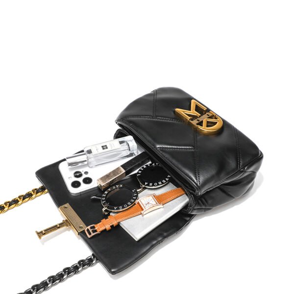 Small texture women's bag versatile shoulder crossbody chain bag simple stylish embroidered diamond small Chanel style bag