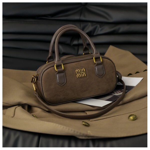 10 (32) Retro Boston Portable Pillow Bag Women 2025 Autumn And Winter New All-Match Shoulder Messenger Bag