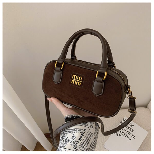 10 (37) Retro Boston Portable Pillow Bag Women 2025 Autumn And Winter New All-Match Shoulder Messenger Bag