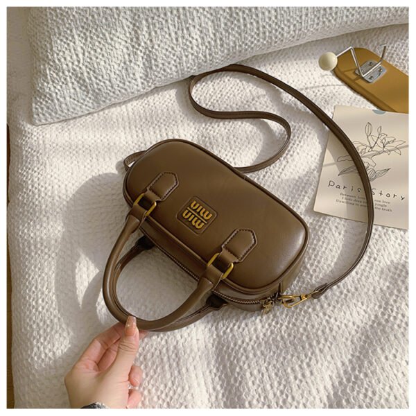 10 (40) Retro Boston Portable Pillow Bag Women 2025 Autumn And Winter New All-Match Shoulder Messenger Bag