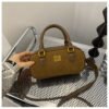 10 (45) Retro Boston Portable Pillow Bag Women 2025 Autumn And Winter New All-Match Shoulder Messenger Bag