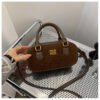 10 (47) Retro Boston Portable Pillow Bag Women 2025 Autumn And Winter New All-Match Shoulder Messenger Bag