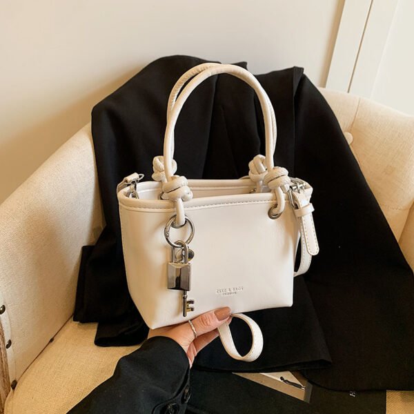 2 (16) Popular Fashion Simple Versatile Ladies Bag Commuting Large Capacity Crossbody Handbag Shoulder Bag Bucket Bag