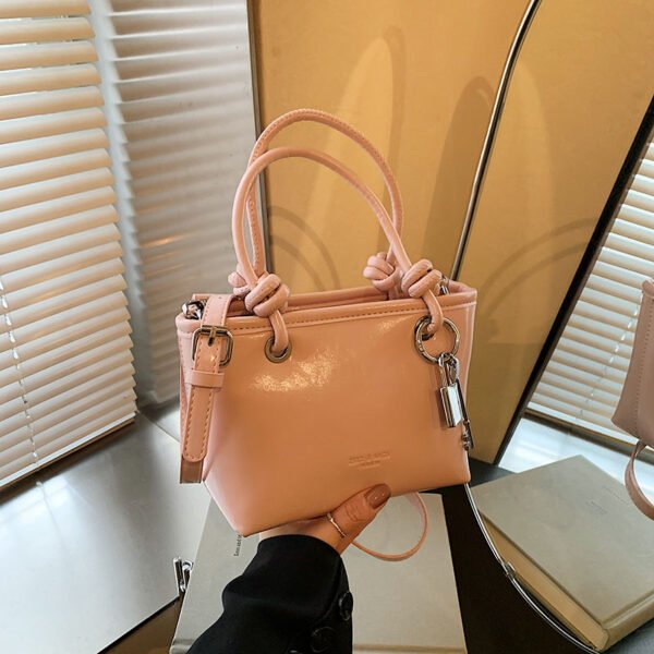 2 (23) Popular Fashion Simple Versatile Ladies Bag Commuting Large Capacity Crossbody Handbag Shoulder Bag Bucket Bag