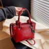 Processed with VSCO with s2 preset Popular Fashion Simple Versatile Ladies Bag Commuting Large Capacity Crossbody Handbag Shoulder Bag Bucket Bag
