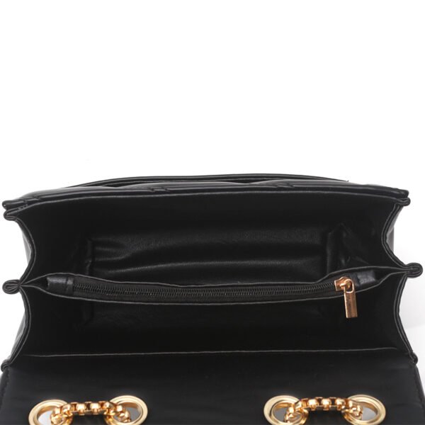 2d67551b5ac7e532b04571bcea864e7 Korean Chain Bag Ladies Shoulder Bag Letter Magnetic Lock Female Commuter Bag