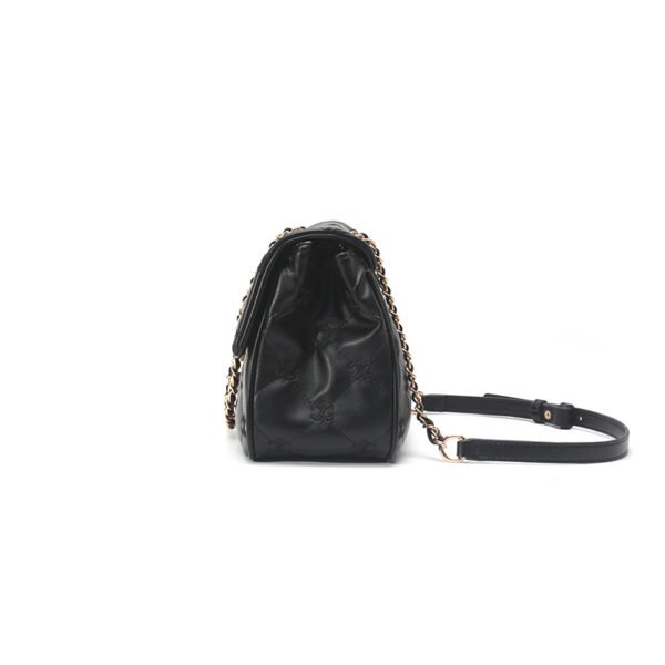 Small Chanel style bag women's single shoulder chain small square bag ins style versatile crossbody women's bag wholesale metal decoration