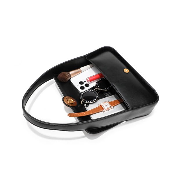 BE9A0043 Niche retro baguette bag high-quality texture underarm bag ladies summer new fashion commuting versatile shoulder bag