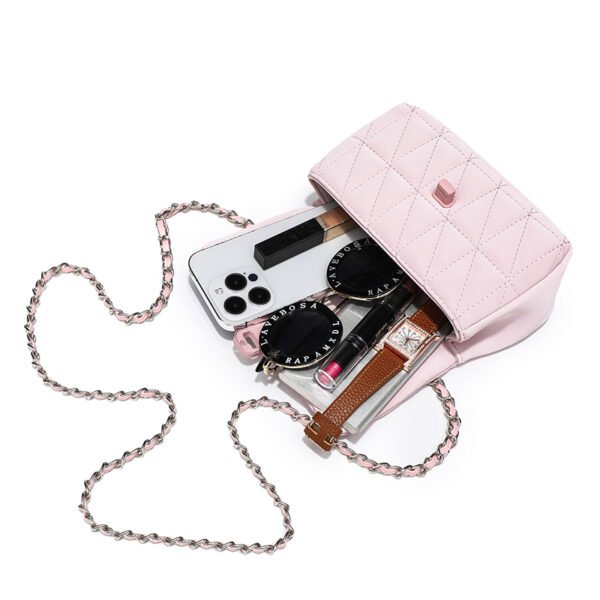 New spring and summer high-quality small bag for women, diamond chain shoulder underarm bag, versatile crossbody small square bag