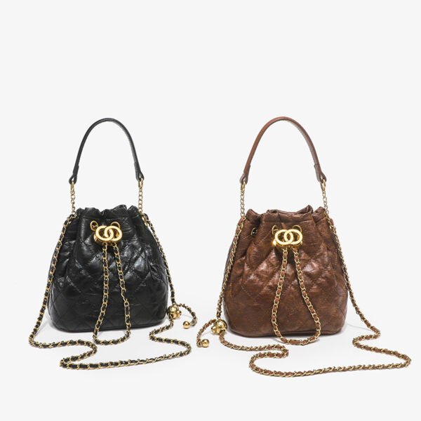 High-Quality Diamond-Shaped Bag Popular Embroidery Thread Versatile Retro Bag Wome New Temperament Chain Bucket Bag
