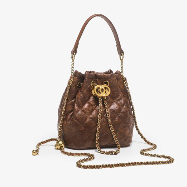 High-Quality Diamond-Shaped Bag Popular Embroidery Thread Versatile Retro Bag Wome New Temperament Chain Bucket Bag