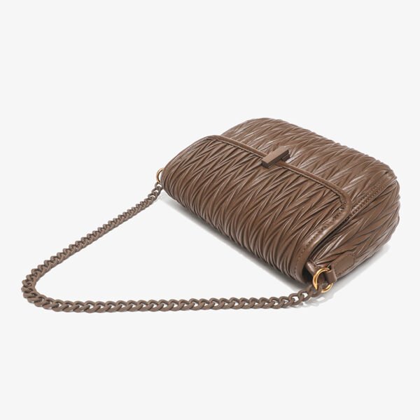 IMG_5157 Niche design high-end pleated bag 2025 new women's bag popular small square bag versatile simple shoulder messenger bag