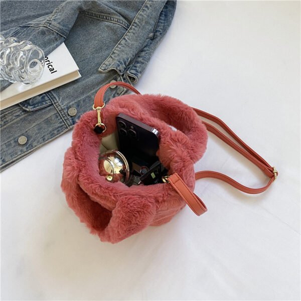 Winter Plush Bag Imitation Rabbit Fur Button Hand-Held Design Cute Bucket Bag Shoulder Messenger Bag Women's Bag