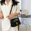 White Chain Underarm Shoulder Bag Women's High-End Commuter Messenger Baguette Bag