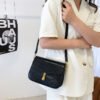 White Chain Underarm Shoulder Bag Women's High-End Commuter Messenger Baguette Bag