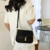 White Chain Underarm Shoulder Bag Women's High-End Commuter Messenger Baguette Bag