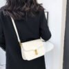 White Chain Underarm Shoulder Bag Women's High-End Commuter Messenger Baguette Bag