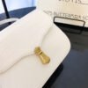 White Chain Underarm Shoulder Bag Women's High-End Commuter Messenger Baguette Bag