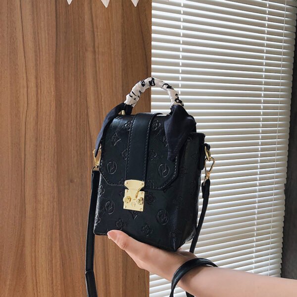 Summer Fashionable Versatile Shoulder Bag Trendy Cute Mobile Phone Women's Bag Simple Print Small Fresh Girl Style HandbagSummer Fashionable Versatile Shoulder Bag Trendy Cute Mobile Phone Women's Bag Simple Print Small Fresh Girl Style Handbag