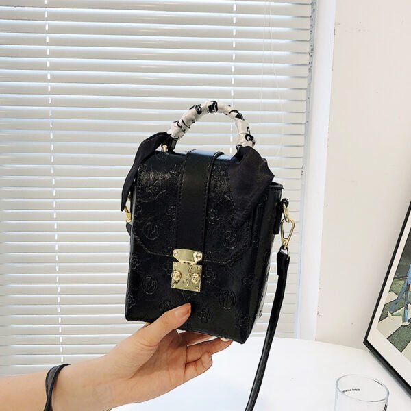Summer Fashionable Versatile Shoulder Bag Trendy Cute Mobile Phone Women's Bag Simple Print Small Fresh Girl Style HandbagSummer Fashionable Versatile Shoulder Bag Trendy Cute Mobile Phone Women's Bag Simple Print Small Fresh Girl Style Handbag