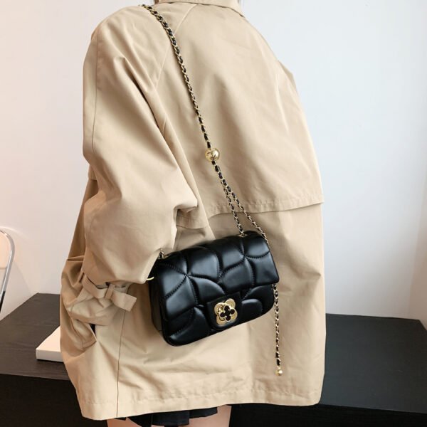 IMG_E5967 Korean Chain Bag Diamond Pattern Chain Messenger Bag Advanced Simple New Women's Messenger Shoulder Bag