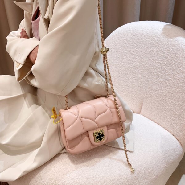 IMG_E6164 Korean Chain Bag Diamond Pattern Chain Messenger Bag Advanced Simple New Women's Messenger Shoulder Bag